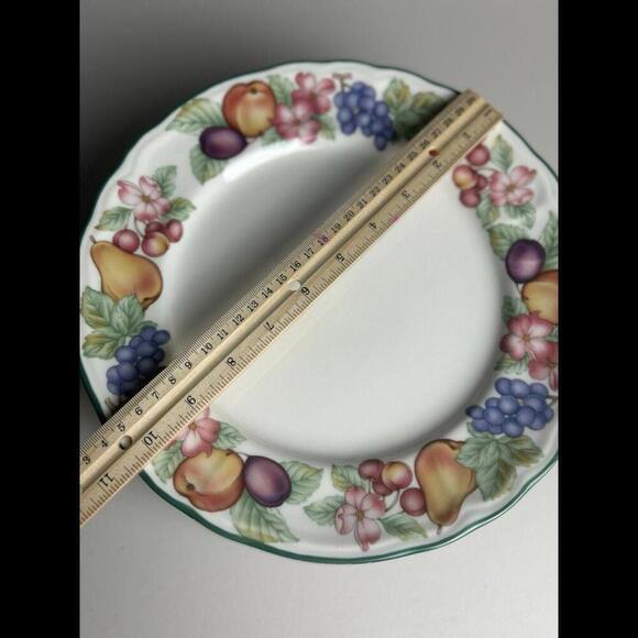 Lot Of 8 Epoch Market Day 10 1/2 in Dinner Plates - Picture 5 of 6